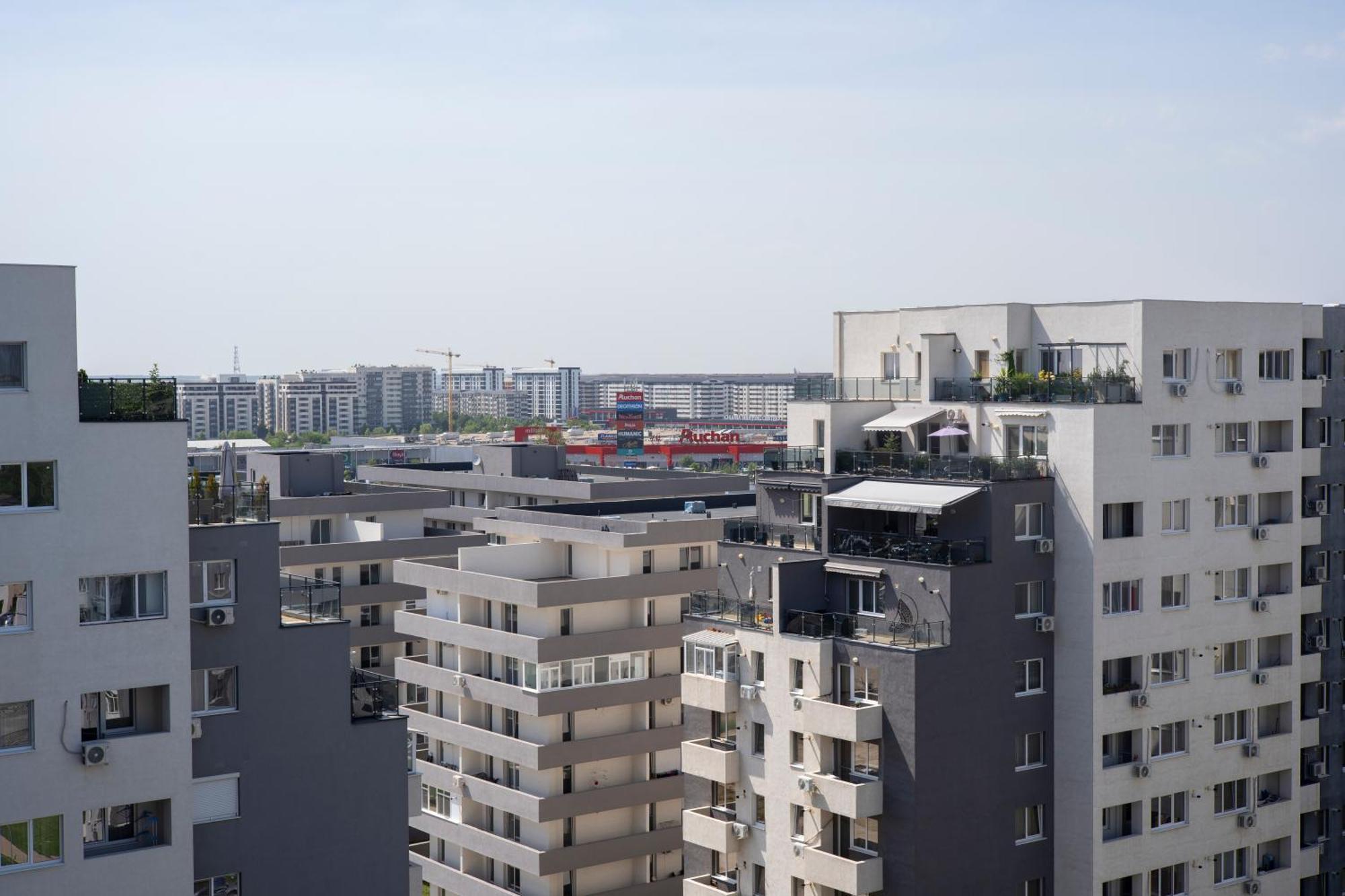 Apartment Vs