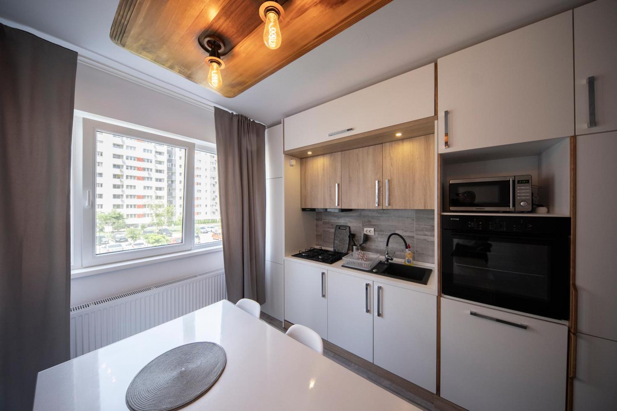 Apartment Vs *
