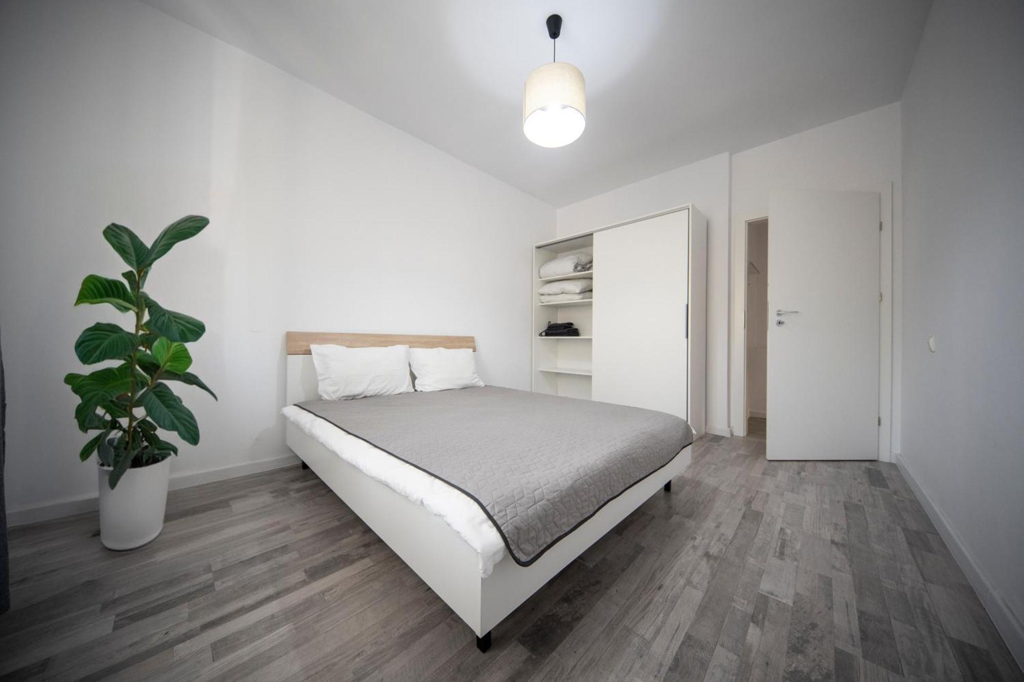 Apartment Vs Bukarest